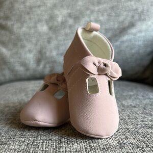 Pink Baby Shoes with Bow